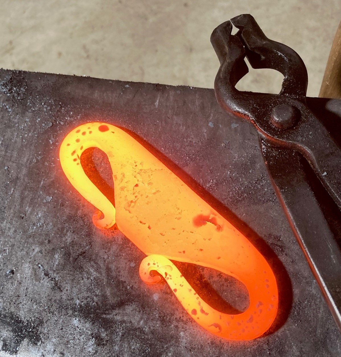 Forge: Blacksmithing a Fire Striker