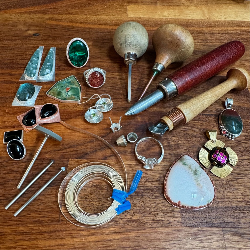 Focused Open Studio: Stone Setting