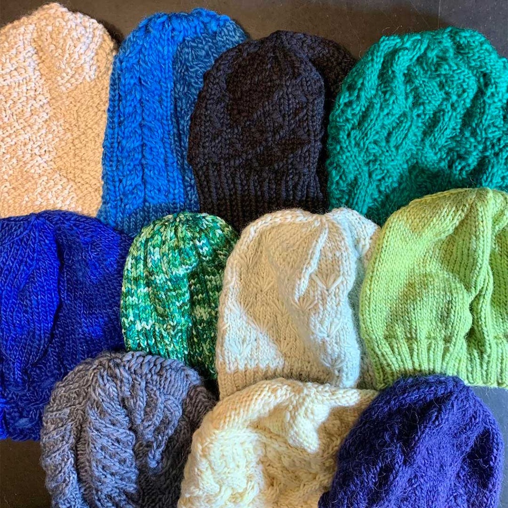 Good Deed Knitting: Hats for Others