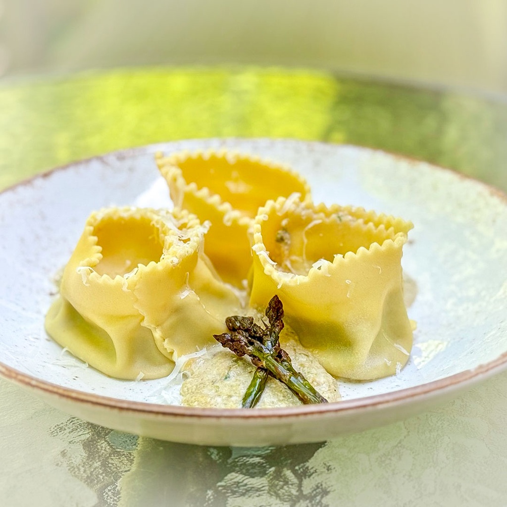 Handmade Ravioloni with Giovanni