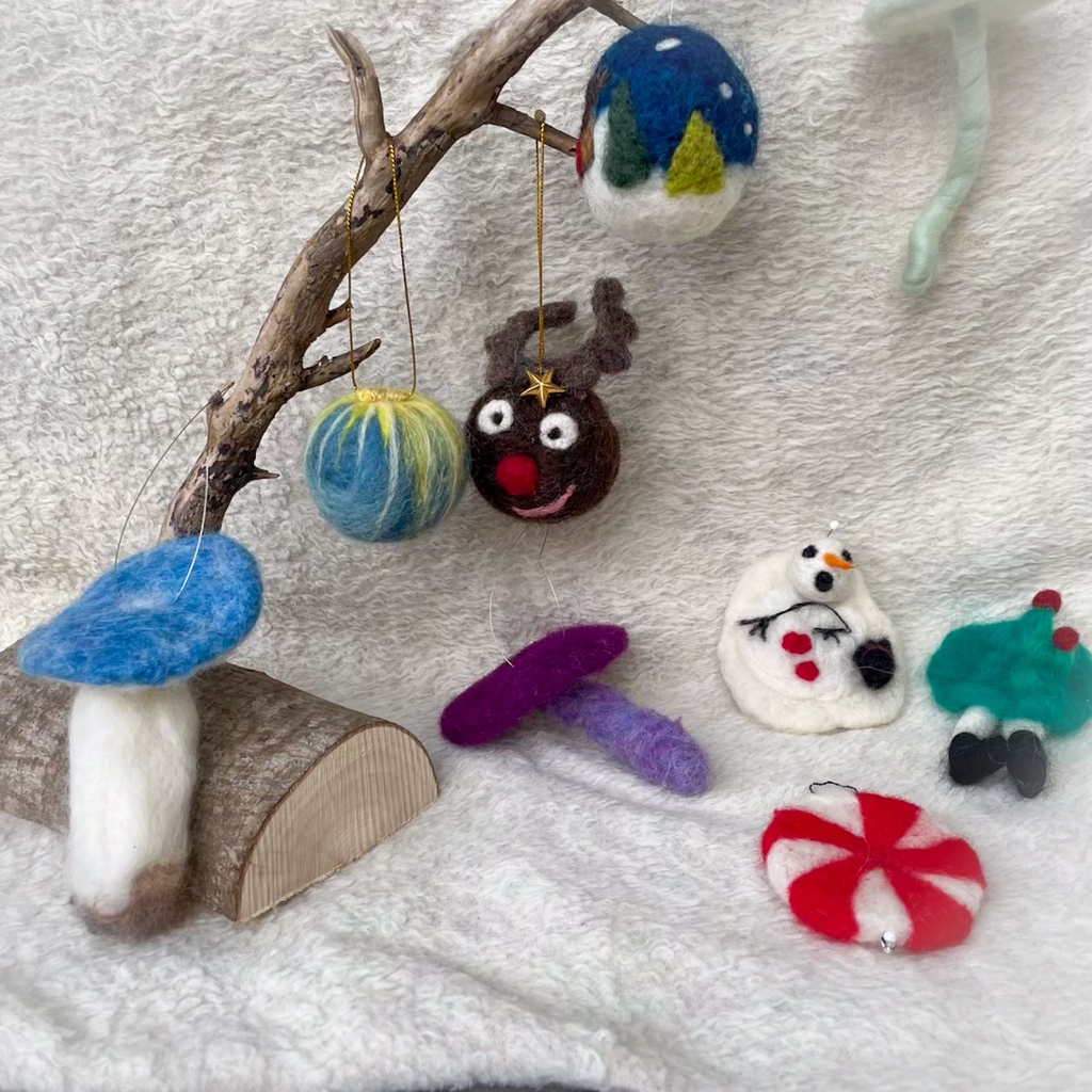 Needle Felt a Holiday Ornament