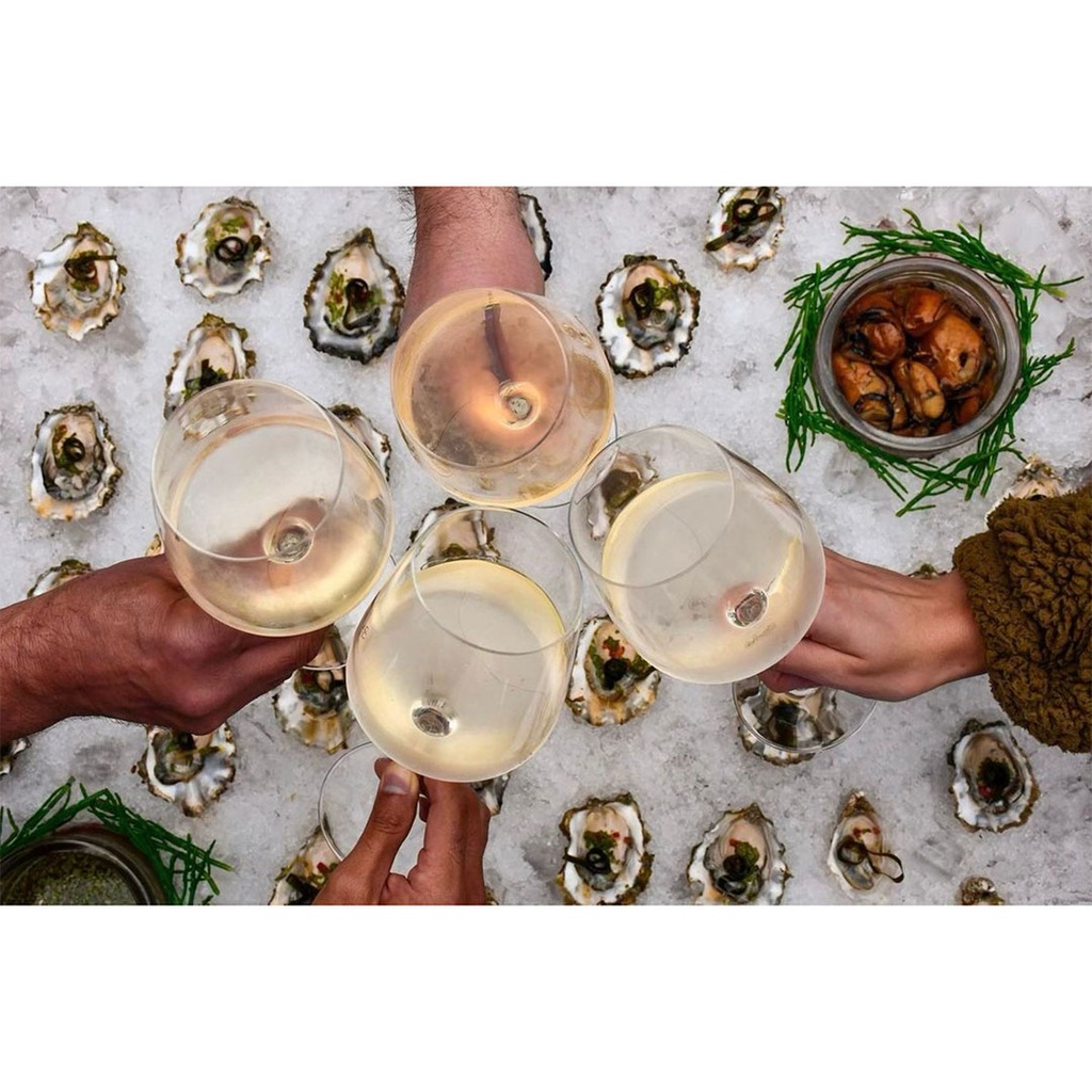 Oyster Happy Hour