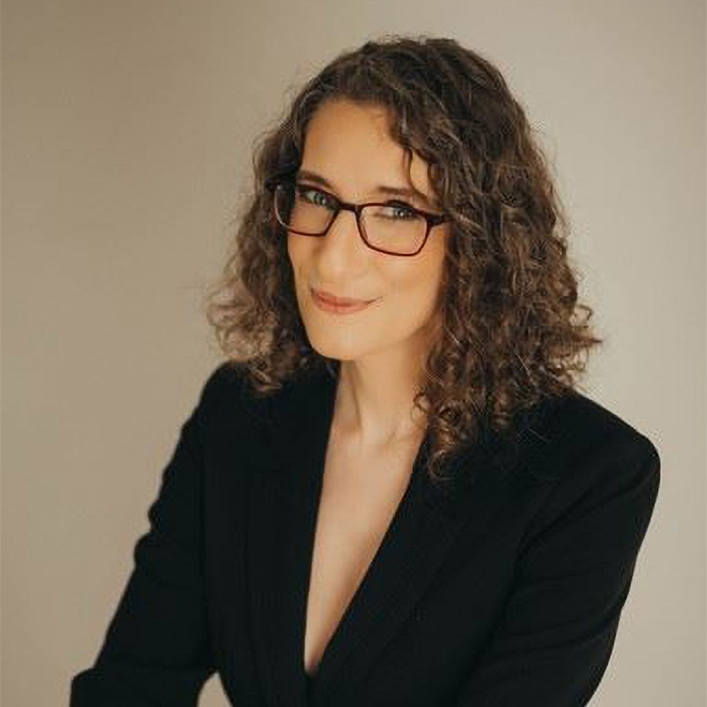 Writers' Book Club With Chelsea Leah (Online)