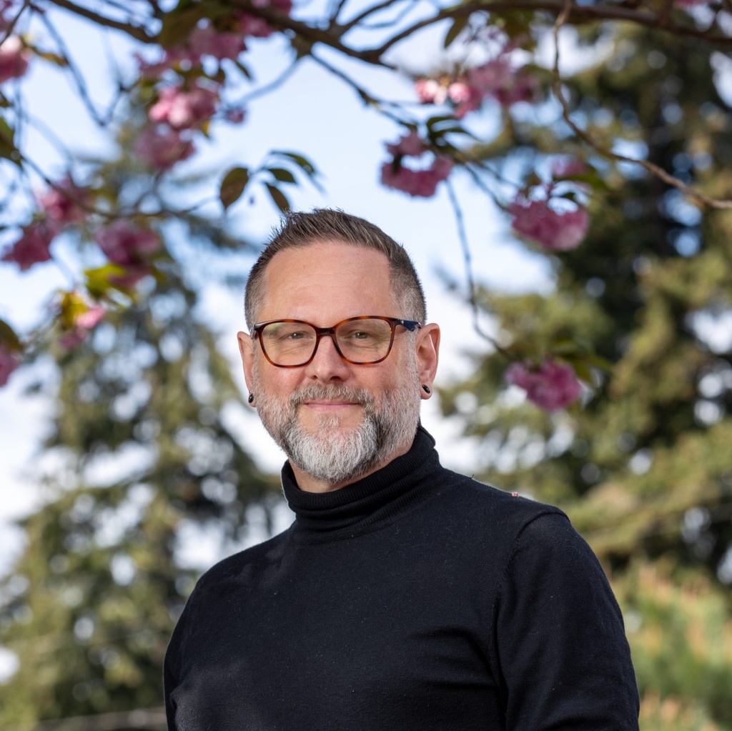 Woodworkers' Monthly Presentation: Coll Thrush