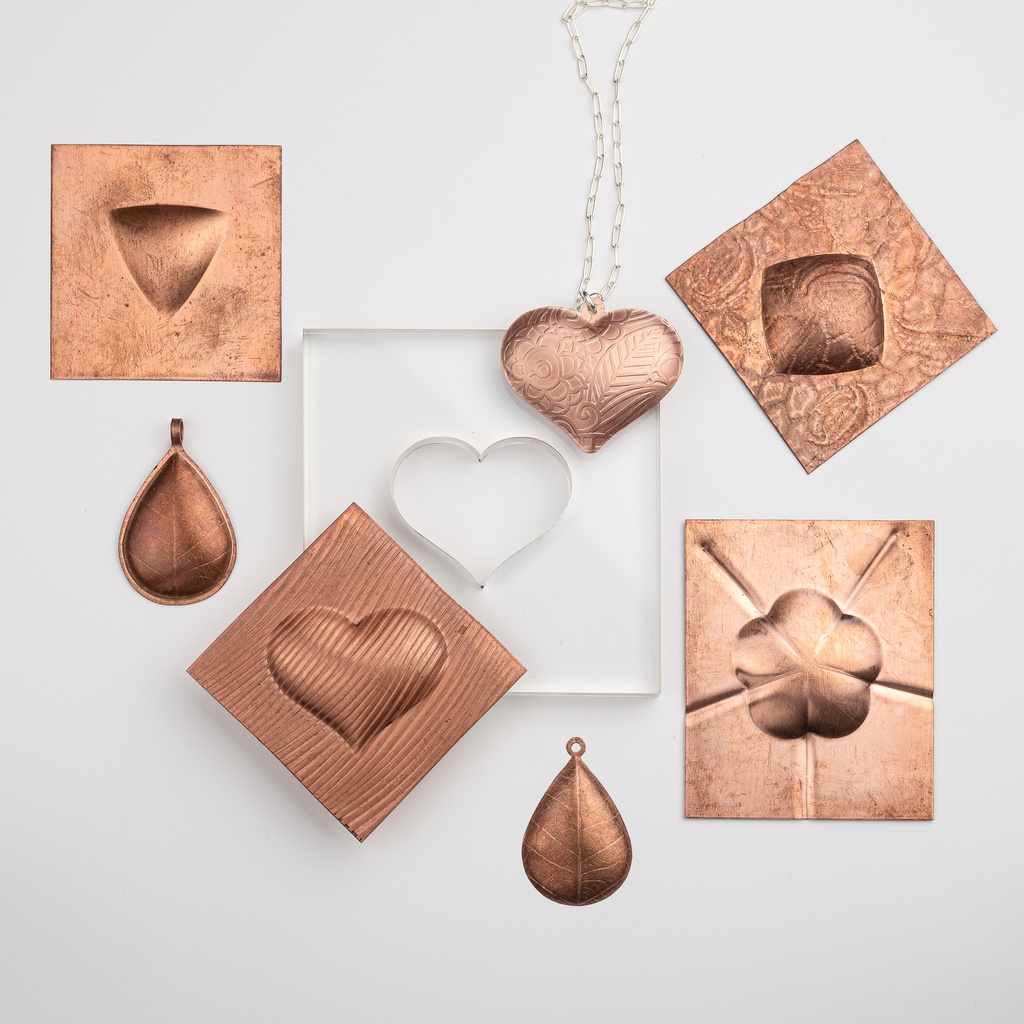 Hydraulic Press: Add Texture and Dimension to Jewelry