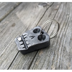 Forge: Blacksmithing a Skull Keychain 